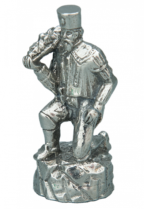 Bergmann kniend